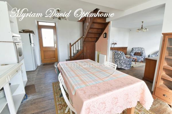 Charmante maison 2 chambres avec jardin à ROSTRENEN (22)