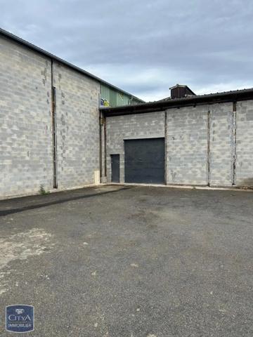 Local commercial à louer 233.5m²