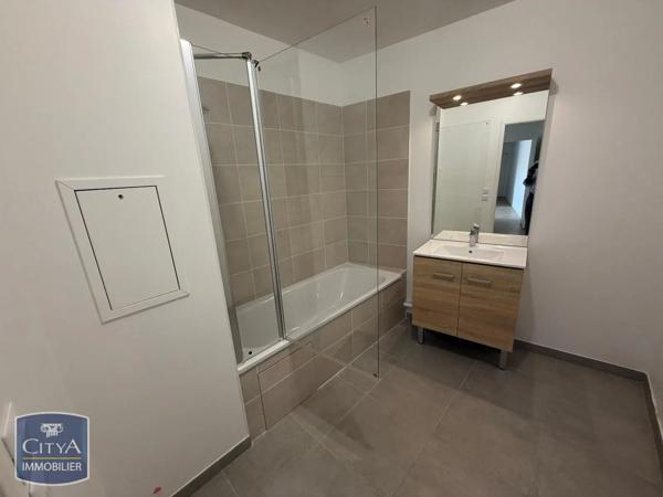 Appartement à louer 3 pièces 67.47m² Saint-Chamond (42400)