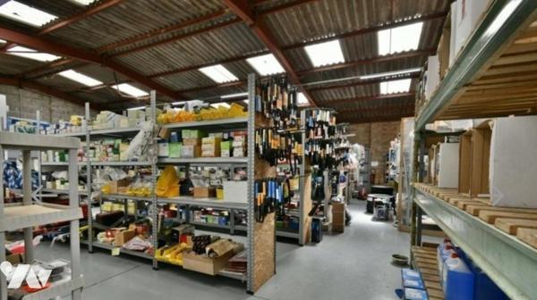 locaux commerciaux murs et fonds de commerce