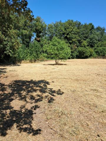 Terrain à SAULCET, 03500 - 2416m²