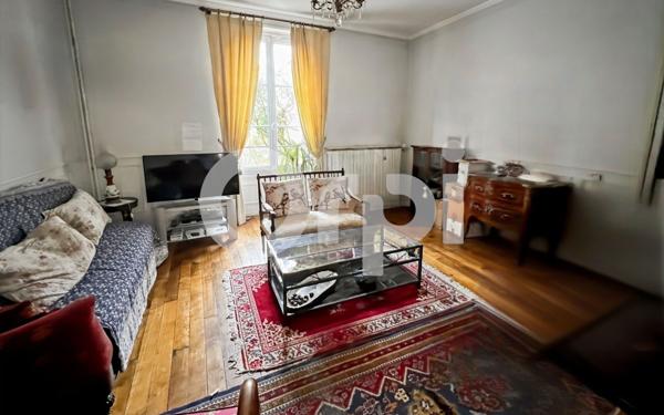 Maison à vendre    5 pièces • 120 m2 Senlis