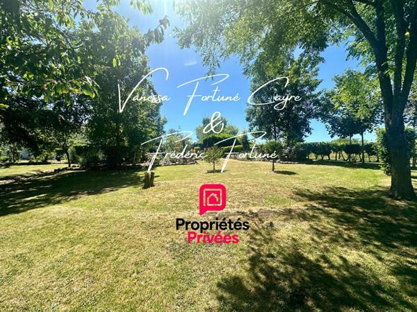 MAISON FAMILIALE 138 M²  TERRAIN CONSTRUCTIBLE 2 150 M²  PANNEAUX SOLAIRES  FORT POTENTIEL D'AMÉNAGEMENT