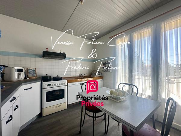 MAISON FAMILIALE 138 M²  TERRAIN CONSTRUCTIBLE 2 150 M²  PANNEAUX SOLAIRES  FORT POTENTIEL D'AMÉNAGEMENT