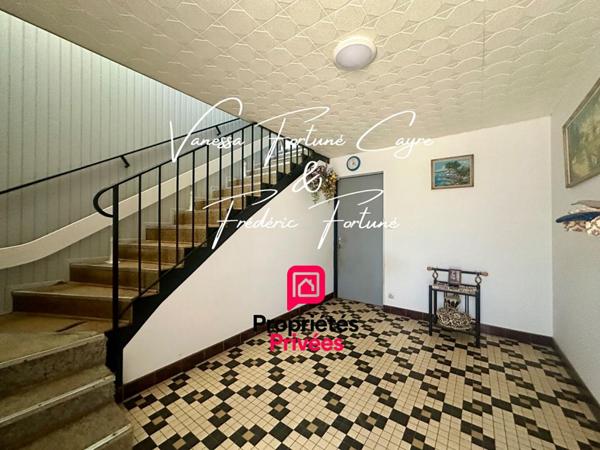 MAISON FAMILIALE 138 M²  TERRAIN CONSTRUCTIBLE 2 150 M²  PANNEAUX SOLAIRES  FORT POTENTIEL D'AMÉNAGEMENT