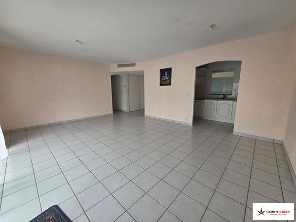 Les Minimes - Lac. Grand appartement T3 dans résidence de standing. La rochelle