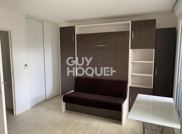 Studio avec terrasse à découvrir rapidement !