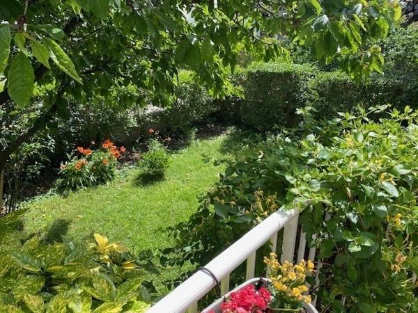 Maison familiale avec jardin et terrasse