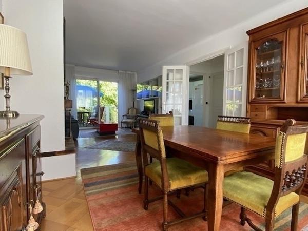 Maison familiale avec jardin et terrasse