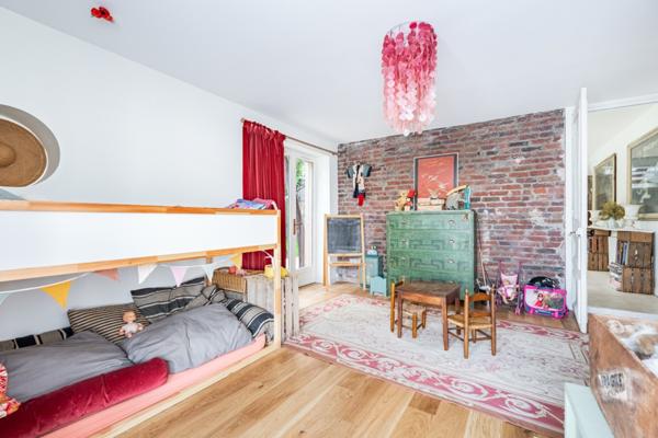 Maison 5 pièces - 180 m²