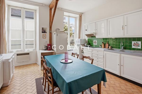 Appartement de charme – Quartier Saint-Mihiel / Talensac – Hauteur sous plafond, volume
