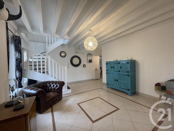 maison à vendre  10 pièces - 339 m2 YZEURE - 03