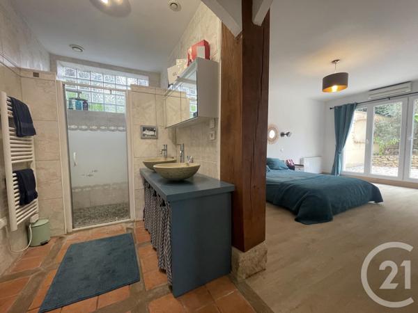 maison à vendre  10 pièces - 339 m2 YZEURE - 03