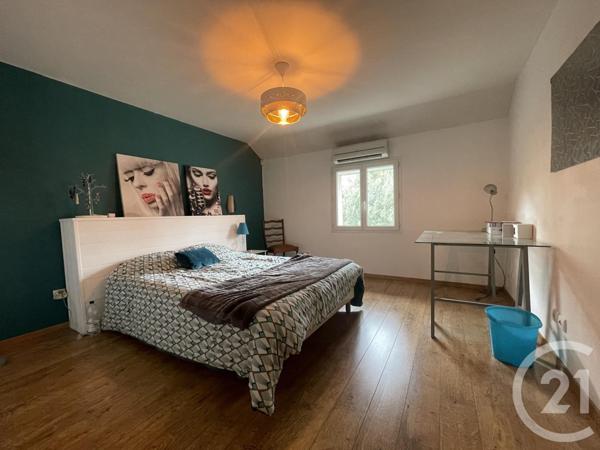 maison à vendre  10 pièces - 339 m2 YZEURE - 03