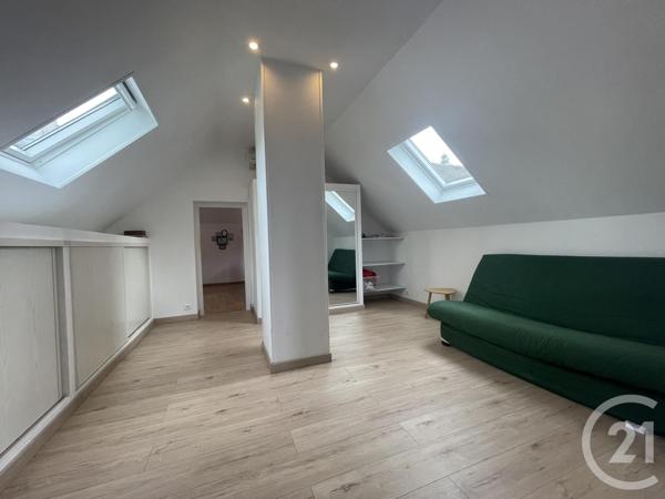 maison à vendre  10 pièces - 339 m2 YZEURE - 03