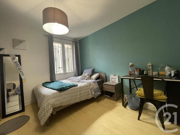 maison à vendre  10 pièces - 339 m2 YZEURE - 03