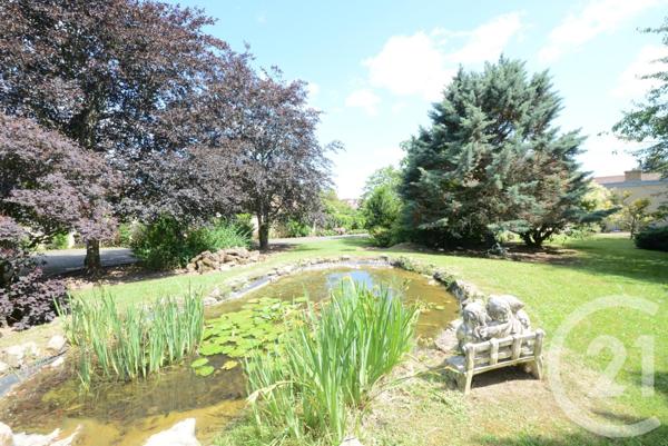 maison à vendre  10 pièces - 339 m2 YZEURE - 03