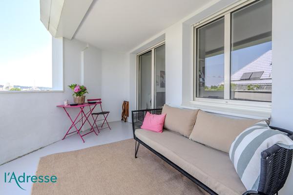 BORDEAUX BASTIDE - Appartement 3 pièces avec loggia et parking