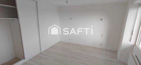 Immeuble avec 3 appartements et commun