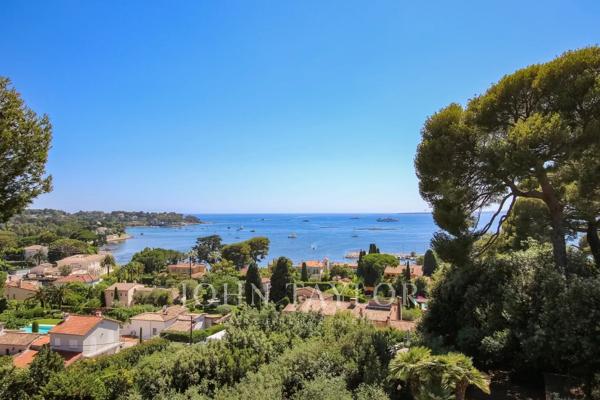 Cap d'Antibes / vue mer panoramique Ouest