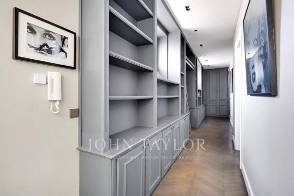Appartement avec balcon coeur Triangle d'or - Montaigne