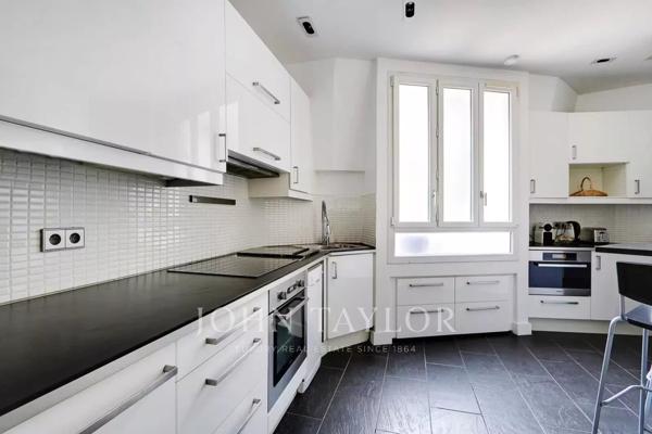 Appartement avec balcon coeur Triangle d'or - Montaigne