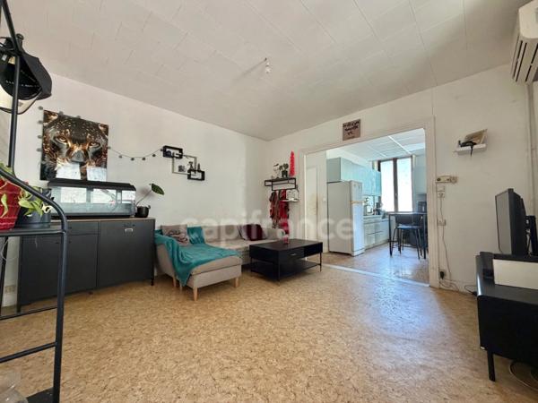 APPARTEMENT 61 M2, 2 CHAMBRE, COUR DE 80 M2, GARAGE, FIBRE OPTIQUE, DOUBLE VITRAGE + VOLETS ROULANTS, CAVE DE 31 M2, FAIBLE CHARGES DE COPROPRIÉTÉ