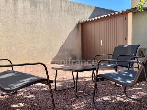 APPARTEMENT 61 M2, 2 CHAMBRE, COUR DE 80 M2, GARAGE, FIBRE OPTIQUE, DOUBLE VITRAGE + VOLETS ROULANTS, CAVE DE 31 M2, FAIBLE CHARGES DE COPROPRIÉTÉ