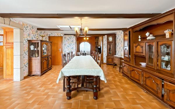 Maison à vendre    7 pièces • 140 m2 Saint-Martin-Boulogne