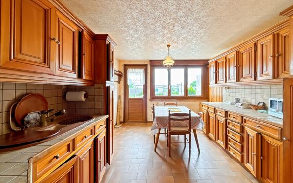 Maison à vendre    7 pièces • 140 m2 Saint-Martin-Boulogne