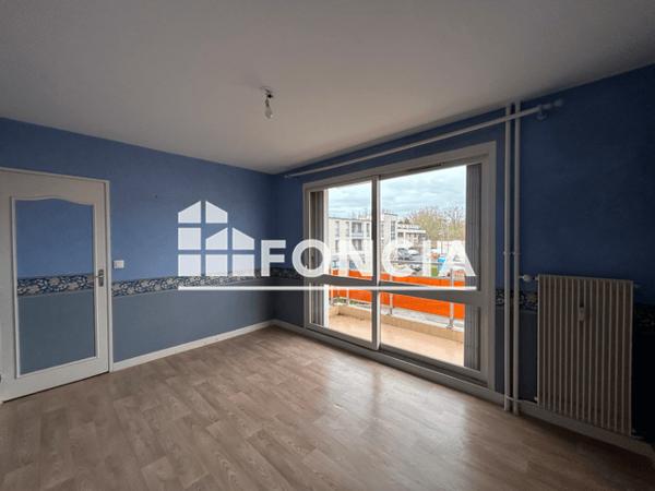Location Appartement 3 pièces 92.5 m² - 9A PLACE DE LA REPUBLIQUE Cormontreuil 51350
