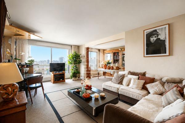 4 pièces 95m²- DERNIER ETAGE-LUMINEUX-BALCON-2 PARKINGS
