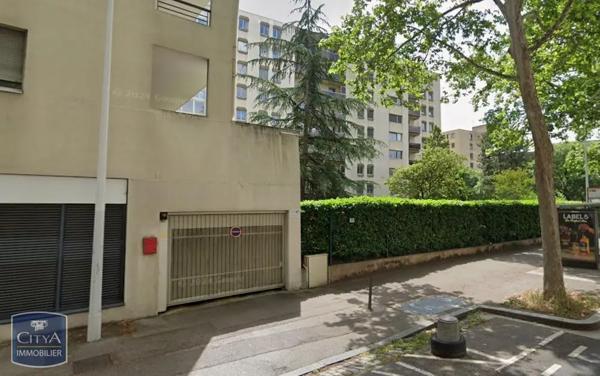Parking à louer Lyon 7e Arrondissement (69007)