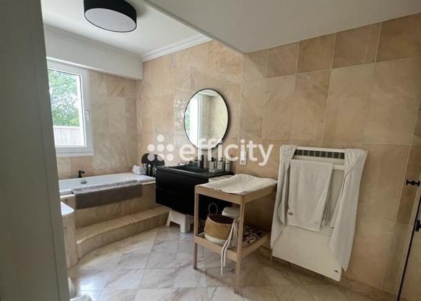 Maison 6 pièces - 200 m²