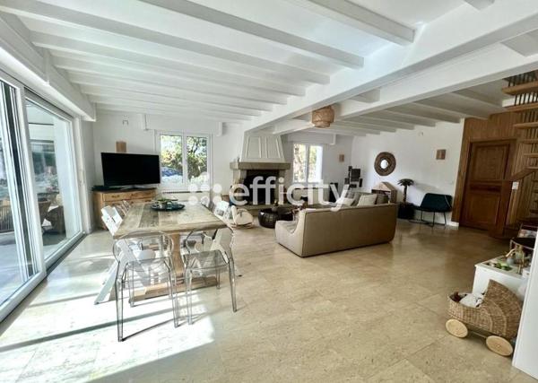 Maison 6 pièces - 200 m²