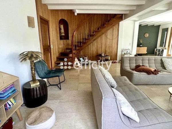 Maison 6 pièces - 200 m²