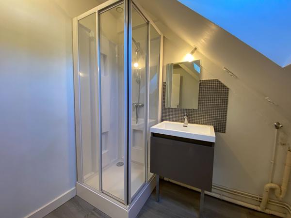 A LOUER - Appartement T2 à SAINT MEEN LE GRAND-  Axe Rennes St Brieuc