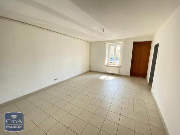Appartement à louer 3 pièces 76.5m²