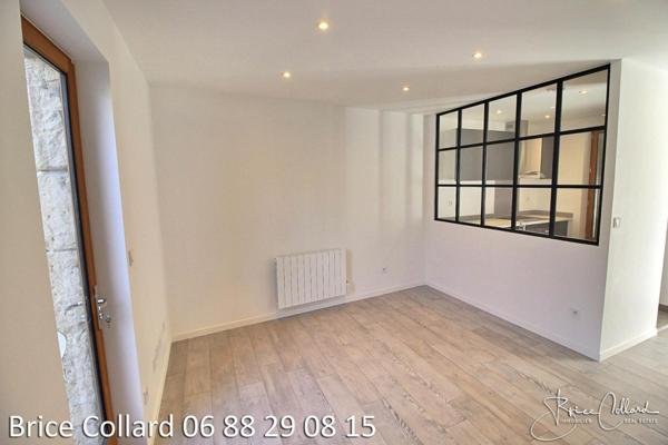 60100 CREIL Maison de ville intégralement rénovée 2 chambres