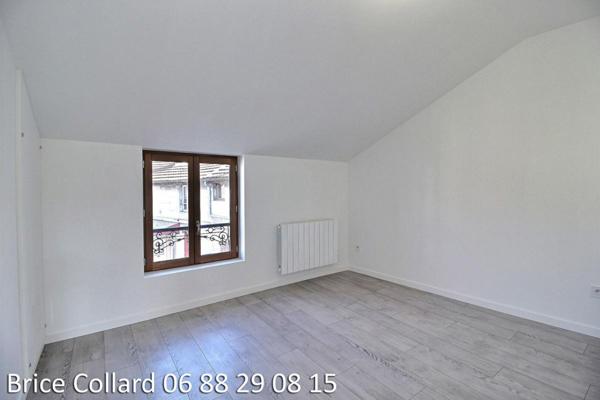 60100 CREIL Maison de ville intégralement rénovée 2 chambres