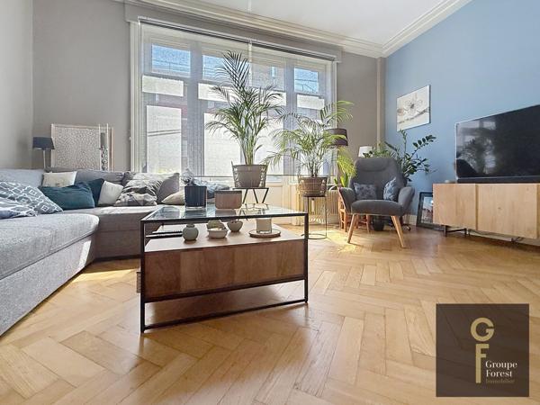 BEL ETAGE AVEC TERRAIN ATTENANT