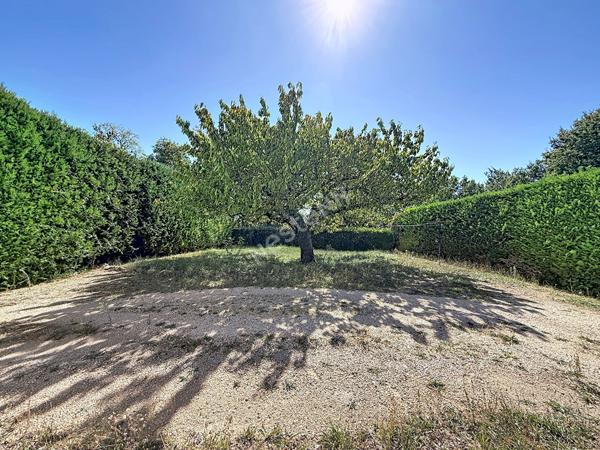 MAISON DE 84 M² SUR UNE PARCELLE TERRAIN DE 869 M²