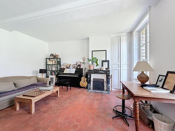 Maison de charme 4 pièces, avec dépendance et grange