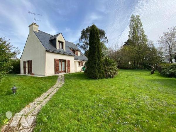 Maison à vendre à Plouha (22580) en Côtes d'Armor (22)

A Proximité du centre ville, cette ma...