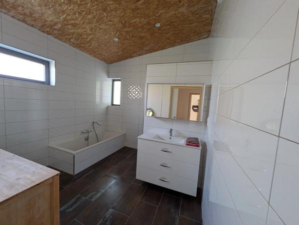 LANGOËLAN BELLE MAISON MODERNE DE PLAIN PIED DE 106M² ENVION 3 PIECES PARCELLE DE 1125m² ENVIRON