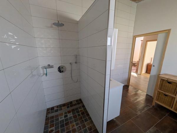 LANGOËLAN BELLE MAISON MODERNE DE PLAIN PIED DE 106M² ENVION 3 PIECES PARCELLE DE 1125m² ENVIRON