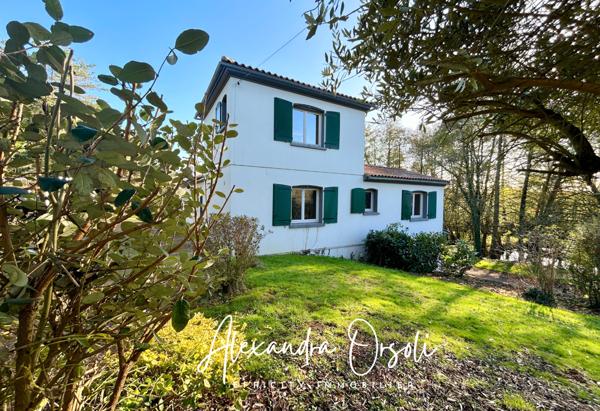 Maison 9 pièces - 264 m²