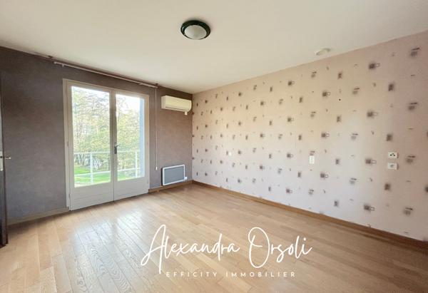 Maison 9 pièces - 264 m²