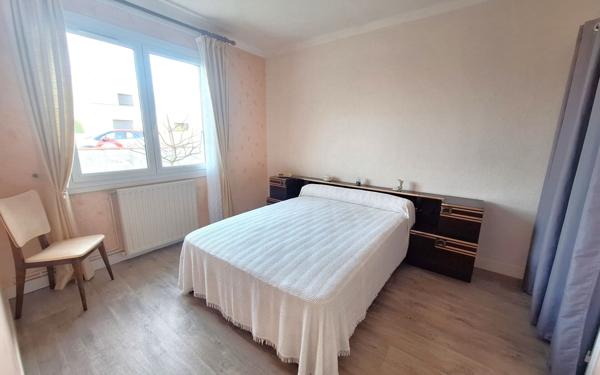 Maison à vendre    4 pièces •  Médis