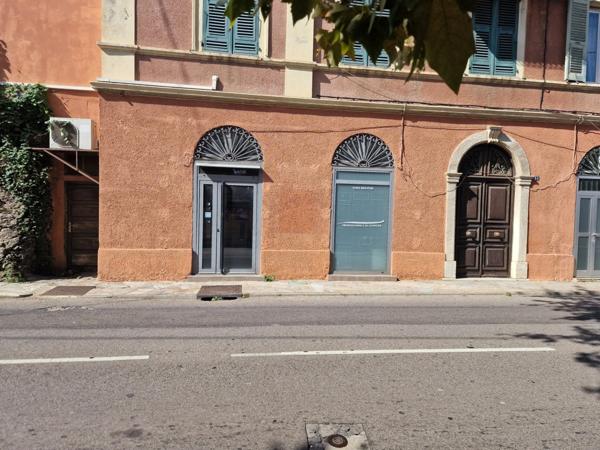 Local/bureau Commerce à louer PIETRANERA (20)